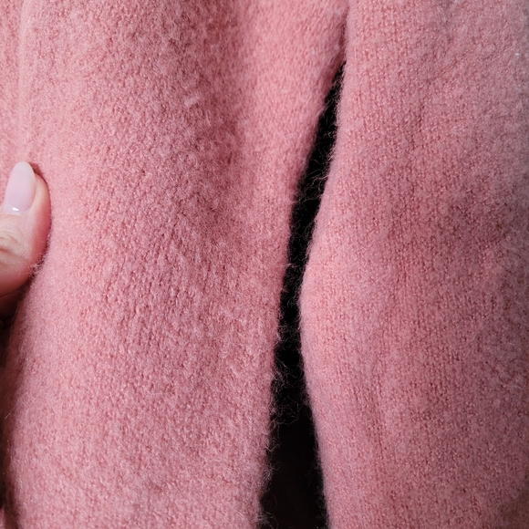 Boutique brand Pink & Peach Colorblock Balloon Sleeve Soft Sweater SIZE Small - Picture 5 of 9